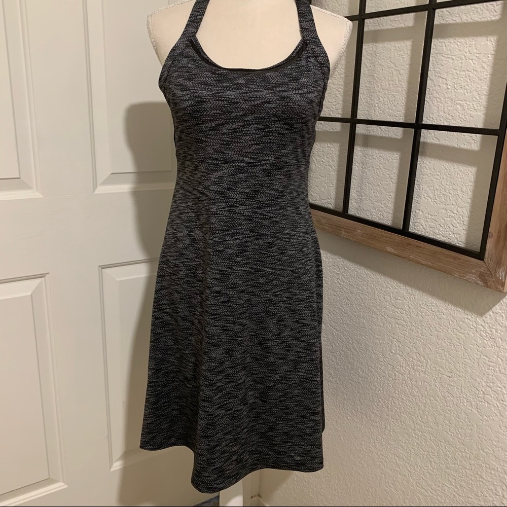 MPG travel dress black & grey size small